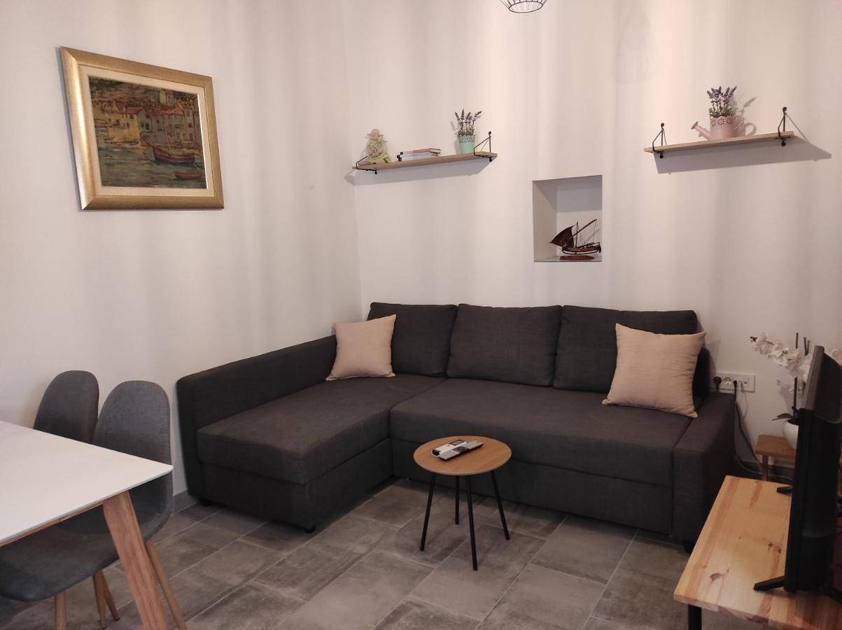 Apartments Bepi Komiza Luaran gambar